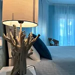Favola Guesthouse Affittacamere Bed & Breakfast 4*