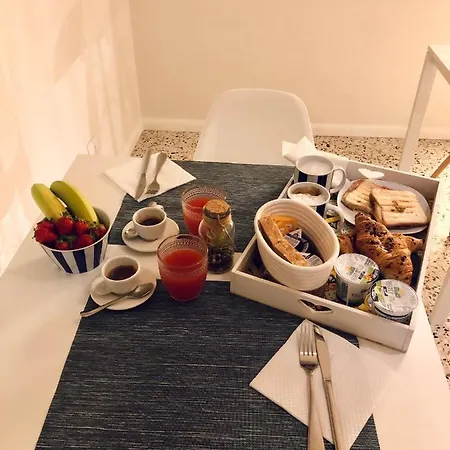 Favola Bed & Breakfast Nettuno